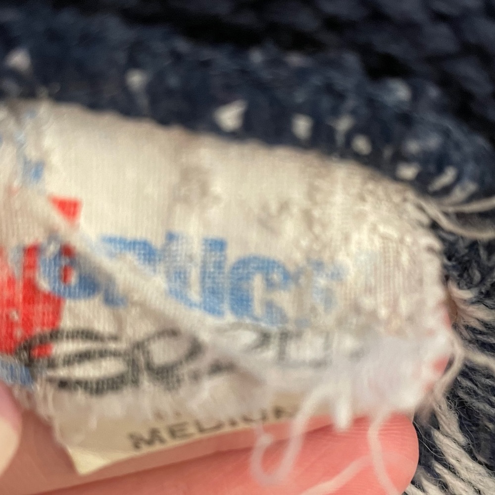 Pattern Sweater - Picture 3 of 3